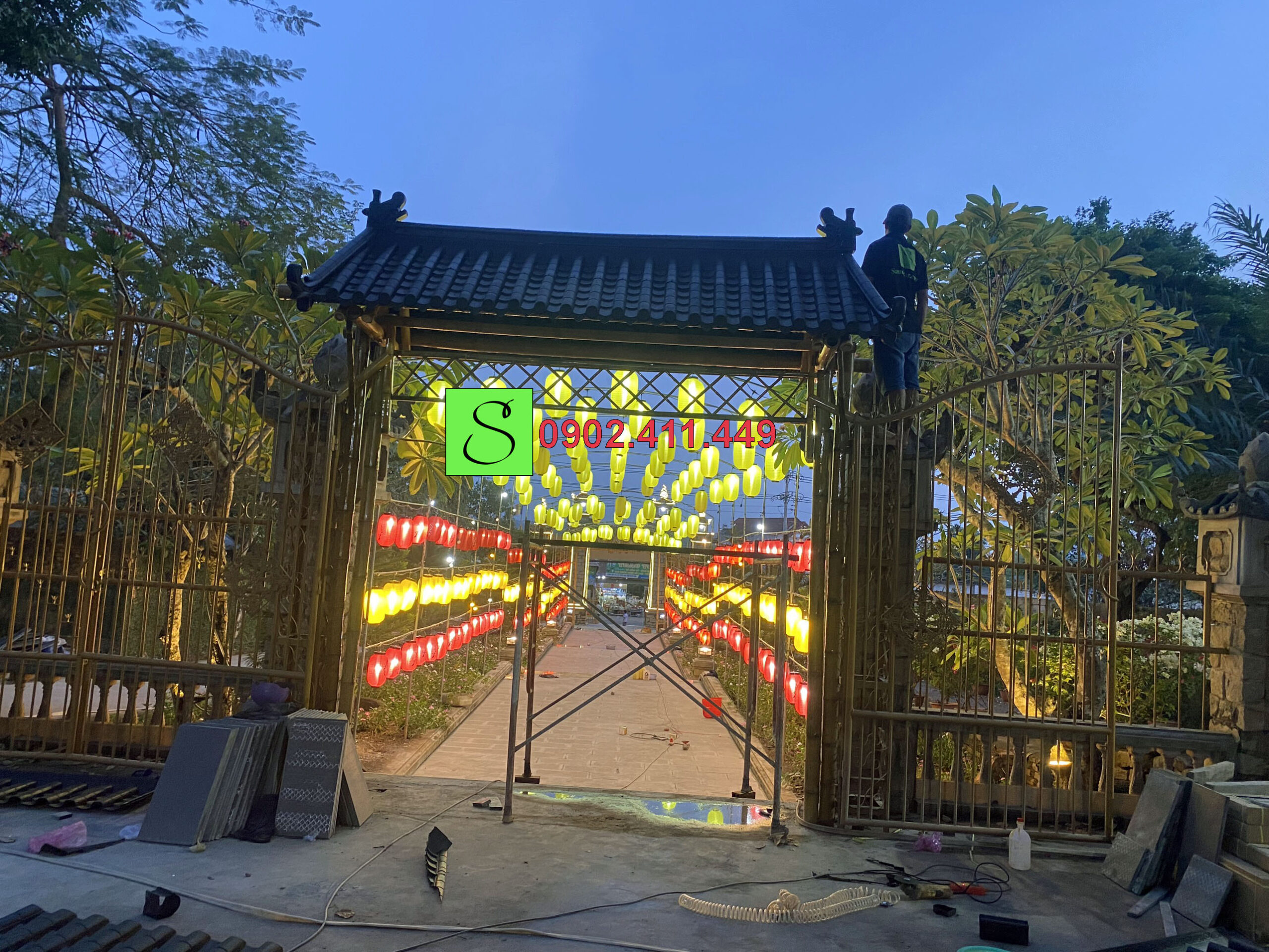 NGÓI NHỰA ÂM DƯƠNG 1