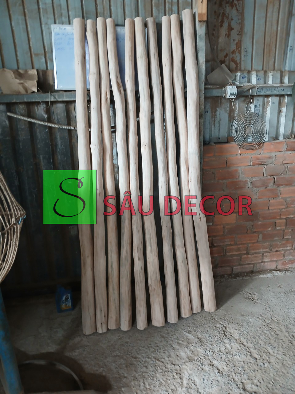 1 Trụ Gỗ Tự Nhiên Decor Có Đường Kính Lớn Từ 8-10cm Dùng Để Làm Trụ Cột, Trụ Giàn ( Dài Tối Đa 4m) 12345