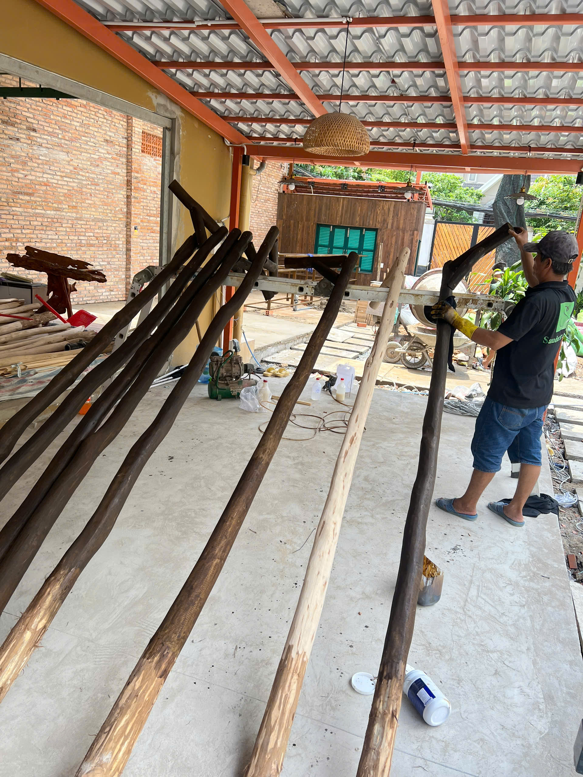 z6990902421928_93476912048f03e3378f095def635a3b